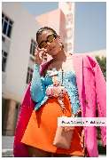 aBitze Fotoartist - Angela M. Schlabitz - Miami Vibes SS22 Campaign for ANY DI Munich. Visiting Miami Beach is like stepping into a fashionista's dreamscape. Palm trees swaying in the sea breeze, white sand beaches radiating a warm glow, and vintage cars 