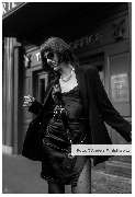 aBitze Fotoartist - Angela M. Schlabitz - Rendezvous AW22 Campaign for ANY DI Munich. A modern sheek streetstyle photoshoot in Paris! The City of Lights is the perfect backdrop to capture timeless fashion statements with contemporary vibes.