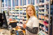 Alaska-Apotheke - 20230302_Elde-Apotheke-4-Arbeitsbereiche_105.jpeg
