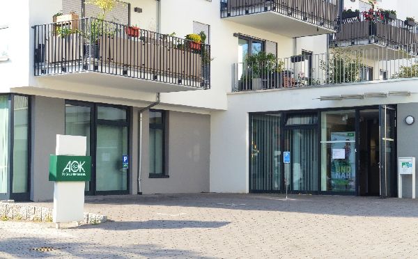 AOK Baden-Württemberg - KundenCenter Weinsberg - G …