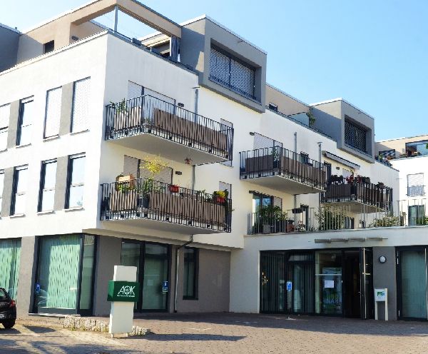 AOK Baden-Württemberg - KundenCenter Weinsberg - G …