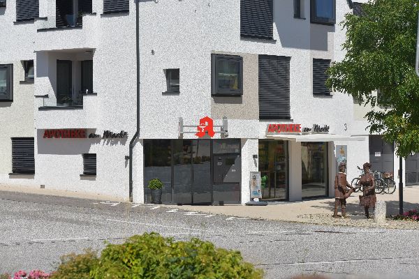 Apotheke am Markt Deckenpfronn - Aussenansicht der …
