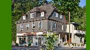 Apotheke Hatzfeld - Aussenansicht der Apotheke Hatzfeld