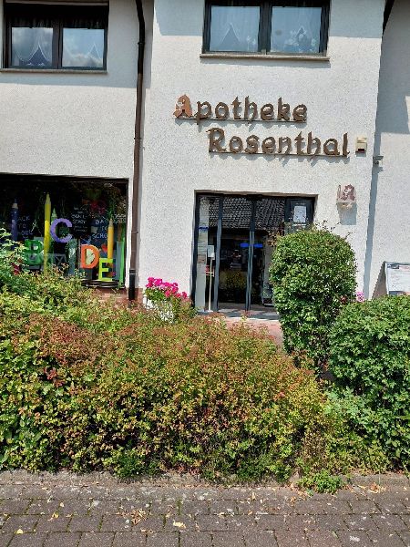 Apotheke Rosenthal - Aussenansicht der Apotheke Ro …