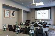 art'otel Berlin Mitte, Powered by Radisson Hotels - Meeting room Heroes Class Room