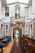 art'otel Berlin Mitte, Powered by Radisson Hotels - Upside Down Bar