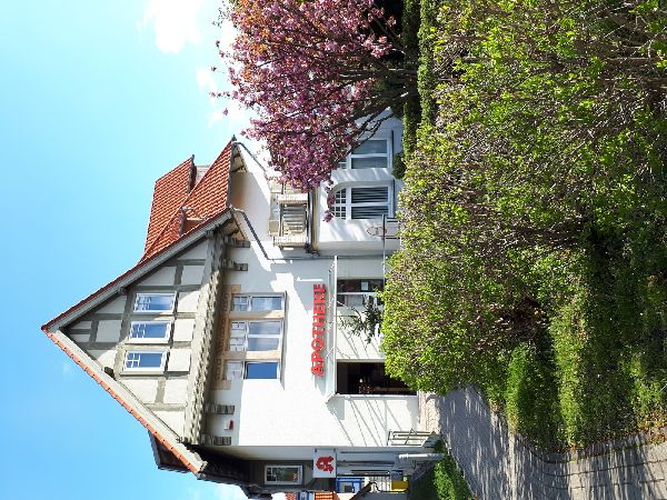 Auerhahn-Apotheke - Aussenansicht der Auerhahn-Apo …