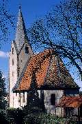 Auferstehungskirche Bad Vilbel - Evangelische Auferstehungsgemeinde Bad Vilbel - Die Auferstehungskirche  befindet sich auf dem kirchlichen Friedhof und ist die älteste Kirche von Bad Vilbel. Sie wurde erstmals 1298 in einer Schenkungsurkunde erwähnt. In 