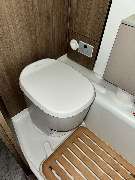 Autark4ever - Clesana - Die Verschweiß-Toilette ohne Wasser und Chemie eingebaut