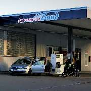 Auto-Service-Bund - freie Tankstelle mit Service
