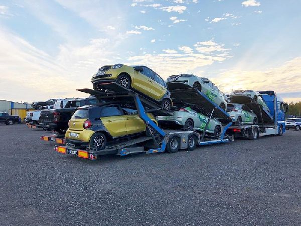 Autotransporte Neumann - GALLERY