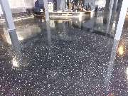 AVIO Bodenbeschichtung - GALLERY