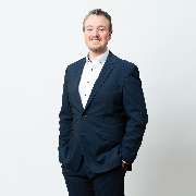 AXA Versicherung Hüttner & Hüttner OHG in Berlin - Agenturinhaber Benjamin Hüttner - AXA Bennet Hüttner- Kfz-Versicherung in Berlin