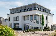 AXA Versicherung Martina Bürkel-Ziser in Teningen - Agenturfoto - AXA Agentur Martina Bürkel-Ziser - Kfz Versicherung in  Teningen