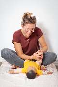 Babymassage Naumburg - Babymassagekurse & Krabbelgruppen - Babymassage Kursleiterin Cindy Koch