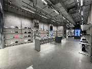 BALENCIAGA - GALLERY