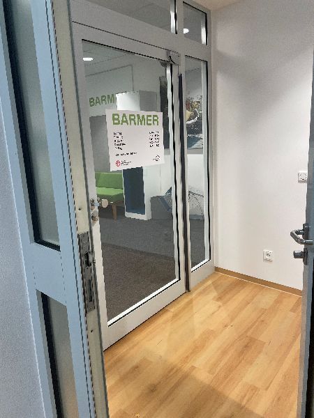 BARMER - Eingangstüre