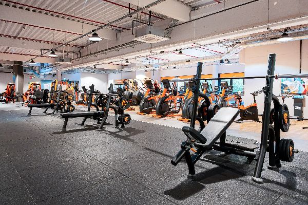 Basic-Fit 24/7 - GALLERY