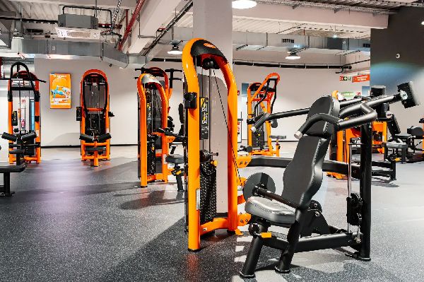 Basic-Fit 24/7 - GALLERY