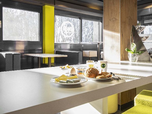 B&B HOTEL Rostock-Broderstorf - GALLERY