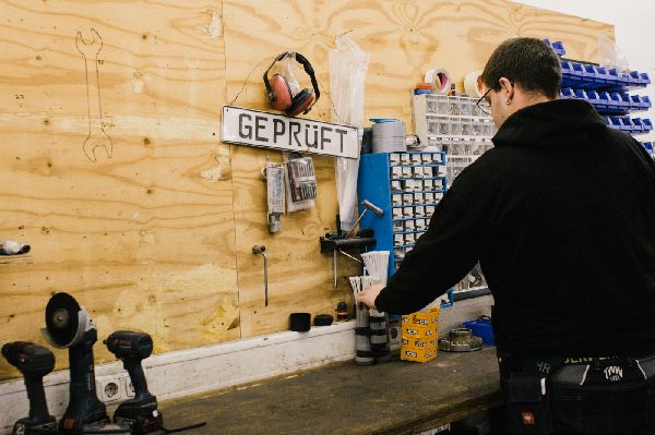 Behrens + Lüneburger Baumaschinen (GmbH & Co.) KG  …