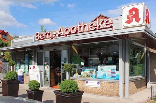 Berg-Apotheke - Aussenansicht der Berg-Apotheke