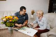 Bernstein - Ihr Pflegedienst in Düsseldorf, Hilden, Meerbusch,  Essen, Hagen - GALLERY