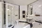 Best Western Hotel Ambassador - Guest room bath
