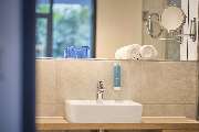 Best Western Hotel Arabellapark Muenchen - Bathromm Junior Suite Executive