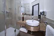 Best Western Hotel Brunnenhof - Guest room bath