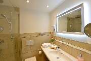 Best Western Plus Delta Park Hotel - Bathroom Business Plus