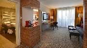 Best Western Plus Delta Park Hotel - Guest room
