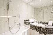 Best Western Plus Hotel Am Schlossberg - Guest room bath
