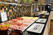 Best Western Plus Hotel Erb - breakfast buffet with regional sausagees and cheeses