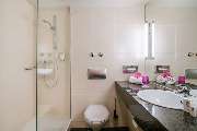 Best Western Plus Hotel Fellbach-Stuttgart - Guest room bath