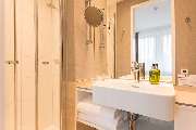 Best Western Plus Hotel St. Raphael - Guest room bath