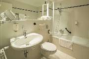 Best Western Plus Hotel Steinsgarten - Guest room bath
