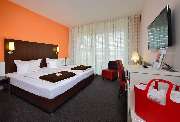 Best Western Plus Konrad Zuse Hotel - Guest room