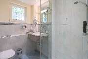 Best Western Plus Ostseehotel Waldschloesschen - Guest room bath