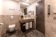 Best Western Plus Plaza Berlin Kurfuerstendamm - Bathroom Premium room