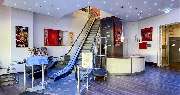 Best Western Plus Plaza Berlin Kurfuerstendamm - Escalator to reception