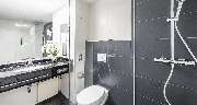 Best Western Plus Plaza Hotel Darmstadt - Bathroom