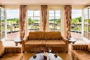 Best Western Premier Castanea Resort Hotel - Living room Castanea Suite