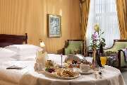 Best Western Premier Grand Hotel Russischer Hof - Breakfast in the room