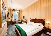 Best Western Premier Grand Hotel Russischer Hof - double room historical
