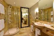 Best Western Premier Parkhotel Kronsberg - Bathroom Designer Room