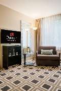 Best Western Premier Parkhotel Kronsberg - Deluxe Zimmer Living Area