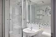 Best Western Raphael Hotel Altona - Standard double room bathroom