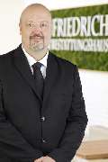 Bestattungshaus Friedrich - Claus Vosen
Aushilfe
Bereich Technik / Überführung