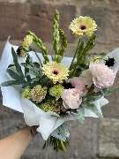Bev Blooms - GALLERY